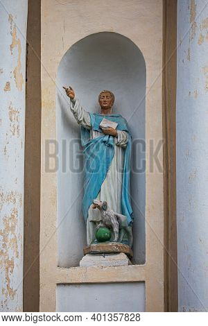Sumskas, Lithuania - September 23, 2017: Facade Decoration With Reliefs And Sculptures Of Saints On 