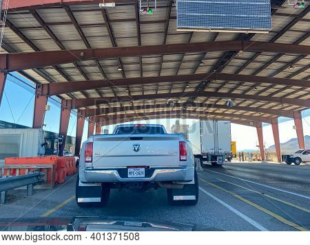 Texas Usa - February 24,2020:  A Truck Waiting In Line At A Usa Border Patrol Checkpoint To Be Quest