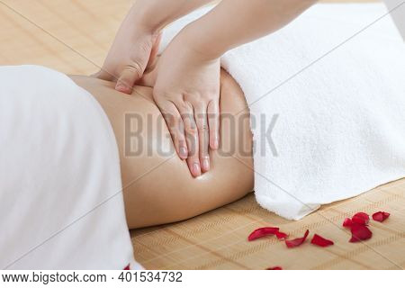A Young Woman Enjoy Massage High Quality Photo