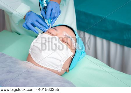 Eyebrow Tattoo Clinic Or Eyebrow Embroidery Clinic