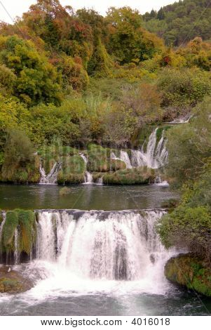 Cascate
