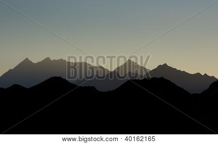 산 siluet