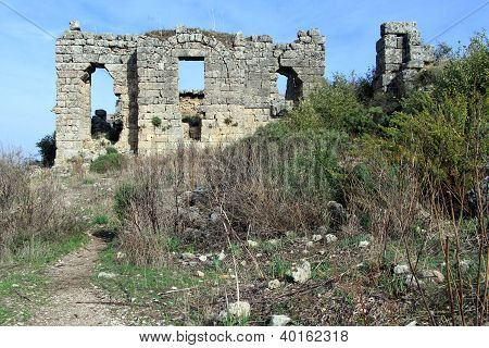 Tapınak kalıntıları