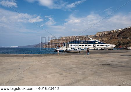 Santorini, Greece - September 19, 2020: Athinios Ferry Port In Santorini Located In The Southwest Si