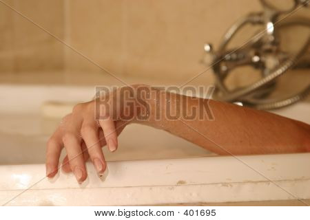 มือที่ 3