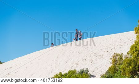 Jurien Bay, Wa / Australia - 07/11/2020 Sandy Cape Recreation Park With White Sand, Turquoise Water,