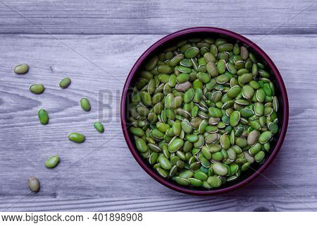 View Of Green Lima Beans (also Known As Mocha Kottai In Tamil Language).
