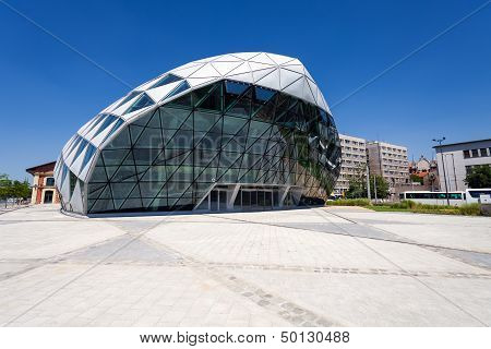 Cet Budapest Modern Whale Shaped Building On The Bank Of Danube River