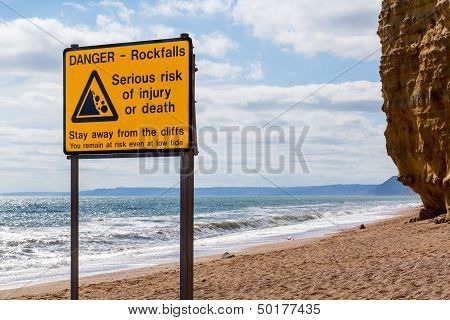 Rockfalls Warning Sign