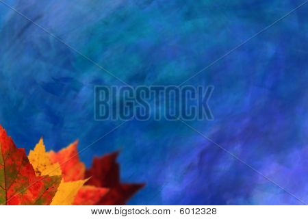 Folhas de outono fundo azul