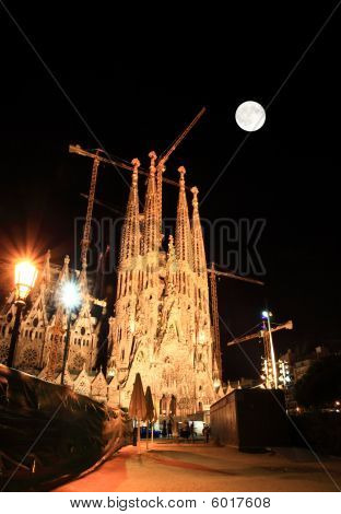 Kościół Sagrada Familia w Barcelonie