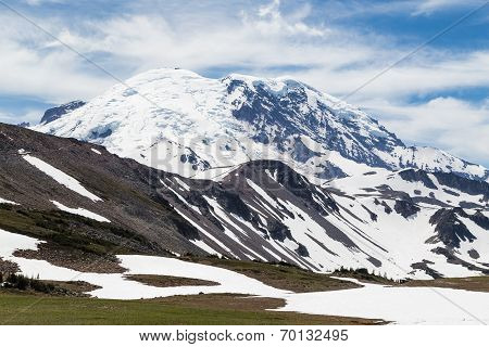 The north face of Mt. Rainier as seen from the Mt. Freemont Trail