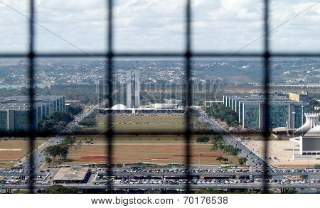 Brasília com grades