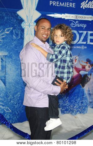 LOS ANGELES - NOV 19: Hank Baskett, Hank Baskett IV at the premiere of Walt Disney Animation Studios' 'Frozen' at the El Capitan Theater on November 19, 2013 in Los Angeles, CA