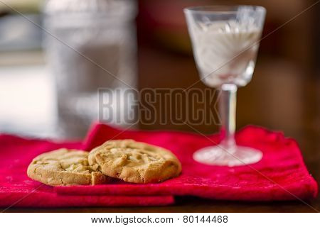 Macadamia Nut Cookies And Milk