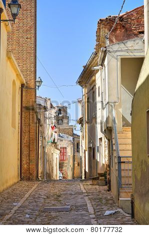 Alleyway. Genzano di Lucania. Italy.