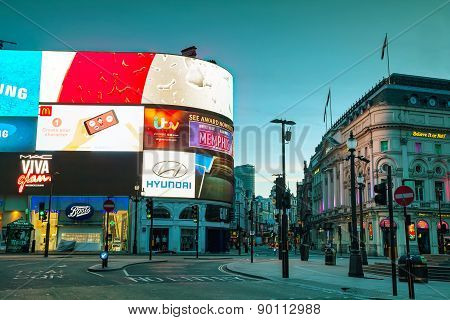 Piccadilly Circus Junction In London