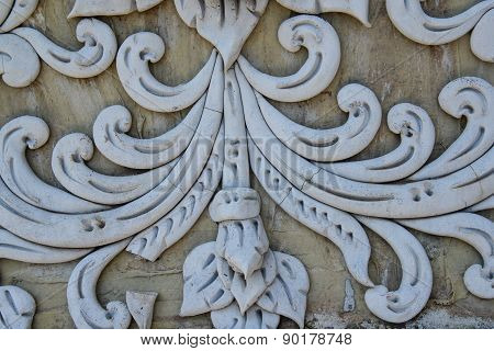 Traditional Thai Art Unpainted Cement Sculture