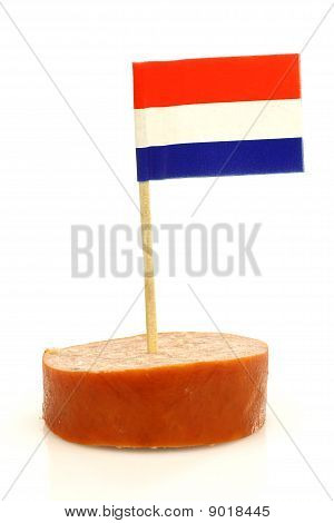 To stykker af røget pølse