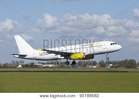 Amsterdam Airport Schiphol - Airbus A320 Of Vueling Lands