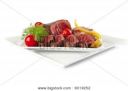 半生的牛肉
