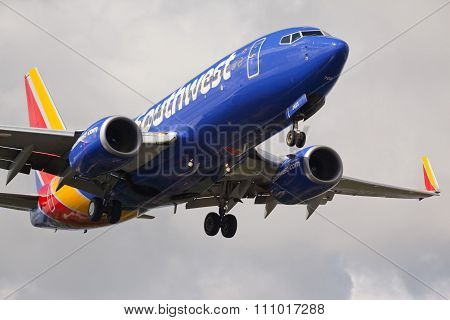 FORT LAUDERDALE, USA - JUNE 2, 2015: Southwest Airlines Boeing 737 with the new livery landing.