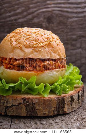 Hamburger With Meat And Lettuce
