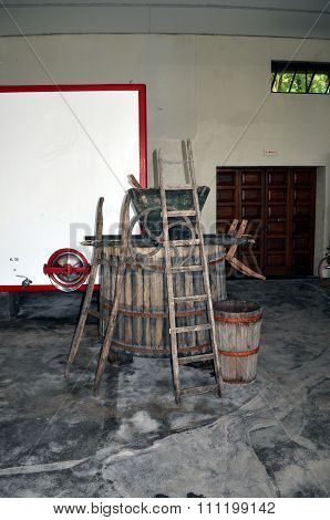 Wine fermentation process in wine carboys