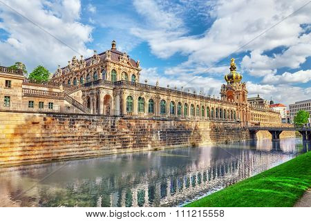 Zwinger Palace (der Dresdner Zwinger) Art Gallery Of Dresden, Which Was Almost Completely Destroyed
