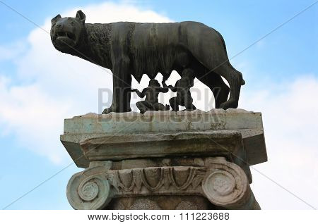 The Statue Of Romul And Remus