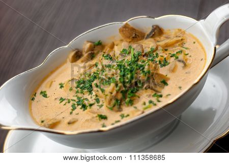 Schnitzel Jaeger Or Hunter Sauce
