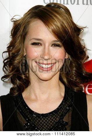 Jennifer Love Hewitt attends the Hanes Comfortique Pops Up Launch held at the 8424 Melrose Place in Hollywood, California on April 18, 2007.