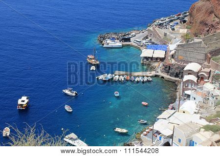 Amoudi Bay, Oia Village In Santorini Island, Greece.