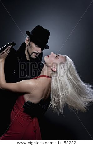 Para zakochanych, taniec