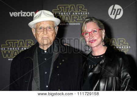 LOS ANGELES - DEC 14:  Norman Lear at the Star Wars: The Force Awakens World Premiere at the Hollywood & Highland on December 14, 2015 in Los Angeles, CA