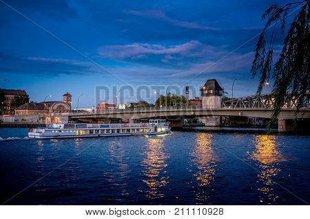 Berlin, Germany - September 20, 2015: The Molecule Men In Berlin, Germany