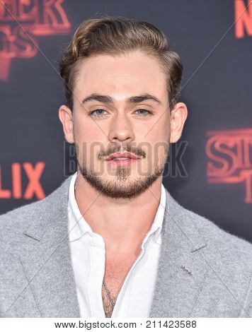 LOS ANGELES - OCT 26:  Dacre Montgomery arrives for the 