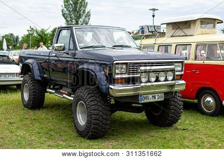 Paaren Im Glien, Germany - June 08, 2019: Full-size Suv Chevrolet K5 Blazer. Die Oldtimer Show 2019.
