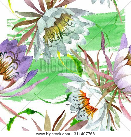 White Epiphillum Oxypetallim Floral Botanical Flowers. Watercolor Illustration Set. Seamless Backgro