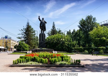 Russia, Irkutsk - July 6, 2019: Monument V.i. Lenin. Installed At The Intersection Of Karl Marx And 