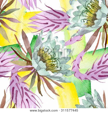 White Epiphillum Oxypetallim Floral Botanical Flowers. Watercolor Illustration Set. Seamless Backgro