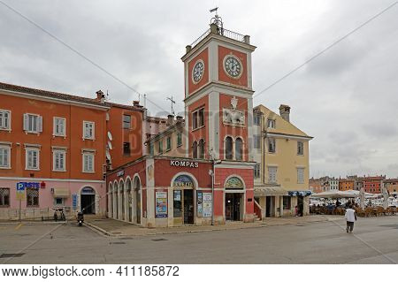 Rovinj, Croatia - October 15, 2014: Clock And Bell Tower At Picturesque Town Square In Rovinj, Croat