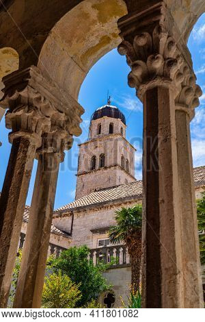 The Cloister Of The Franciscan Monastery In Dubrovnik, Dalmatia In Croatia