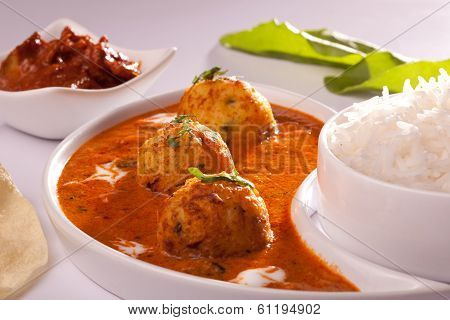 Dum Aloo- Spicy Indian Potato Curry