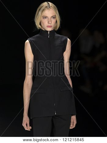 Vera Wang - Fall Winter 2016 Collection