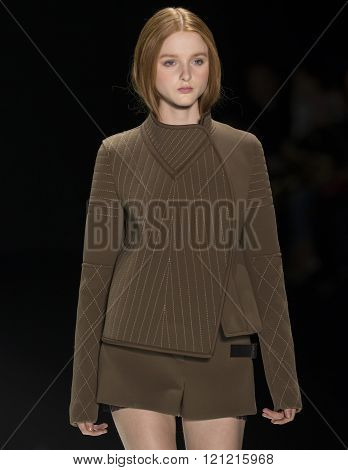Vera Wang - Fall Winter 2016 Collection