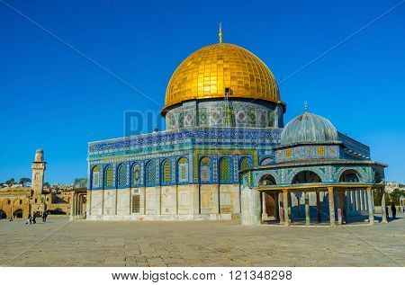 The Octagonal Mosque