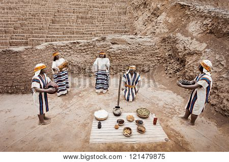Huaca Pucllana, Lima