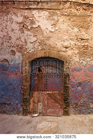 The Doors Series - Doors, Seen At The Medina Of Essaouira/morocco
