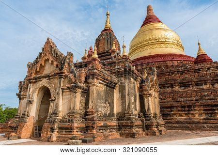 Wide Angle Picture Of Huge Architecture Dhammayazika Pagoda, Landmark Of Bagan In Myanmar